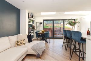 Photo 17- click for photo gallery